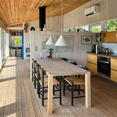 1980s Wooden House With Views Over Aarhus Bay * Knebel