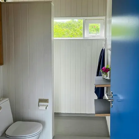 1980s Wooden House With Views Over Aarhus Bay Vakantiehuis Knebel