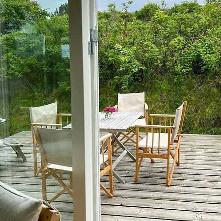 1980s Wooden House With Views Over Aarhus Bay Vakantiehuis *